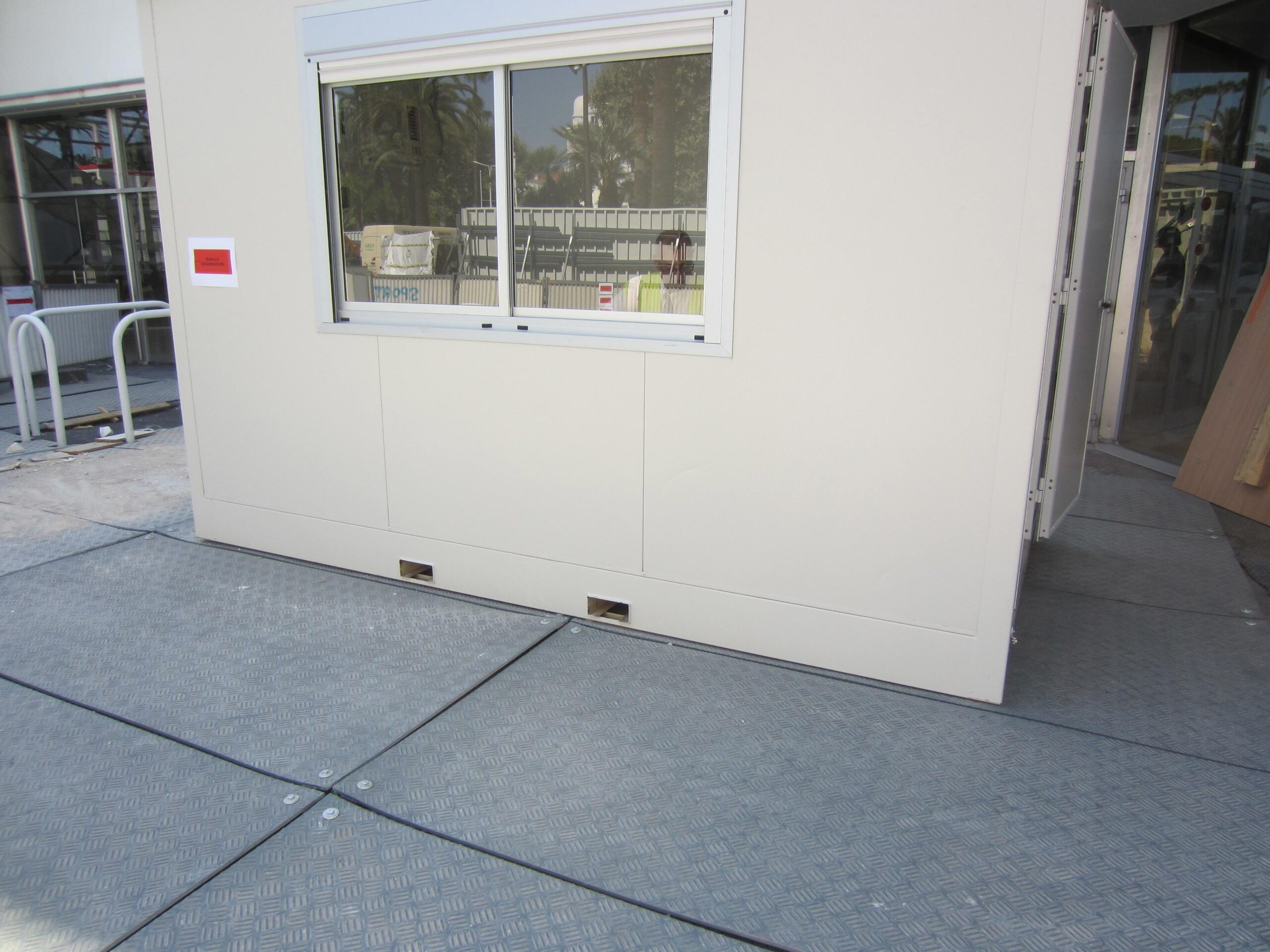 Plaque-de-roulage-chantier-modulaire